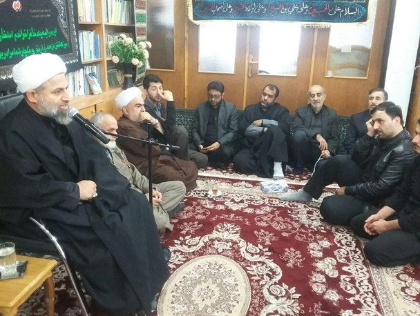مراسم سوگواری سالارشهیدان حضرت اباعبدالله الحسین (ع) در دفتر امام جمعه رودسر