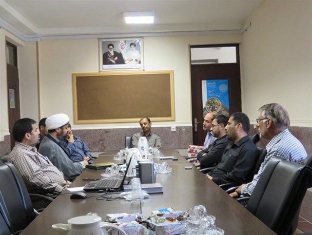 تجلیل از ایثارگران شبکه بهداشت و درمان دیلم+ عکس