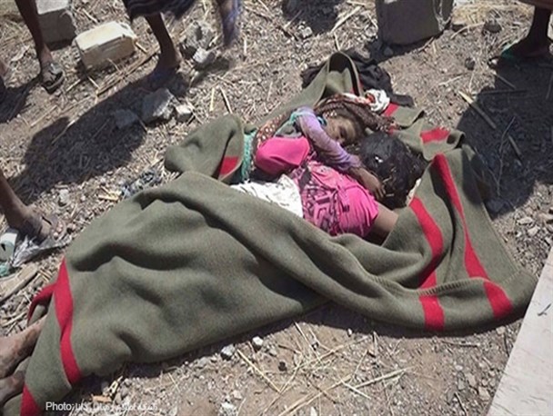 تصاویر/شهادت تمامی اعضای یک خانواده ۱۱ نفره در یمن