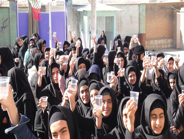آغاز طرح آهن یاری و مکمل یاری با ویتامین D در مدارس شهرستان سرپلذهاب