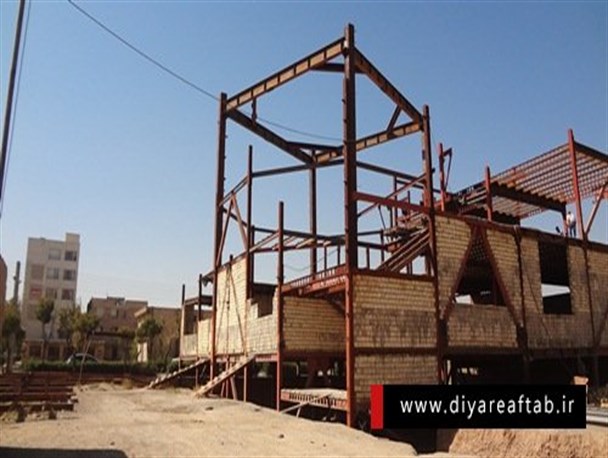 مسجدی با دو دهه چشم انتظاری برای تکمیل شدن در اراک