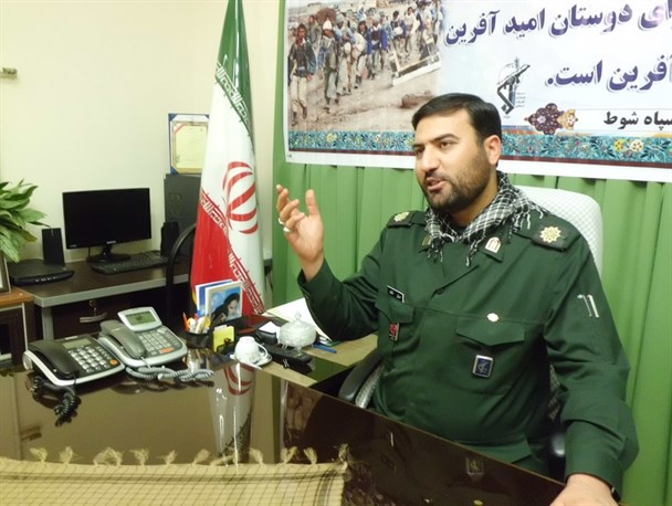 نشست خبری فرمانده سپاه شوط با اعلام برنامه های هفته بسیج