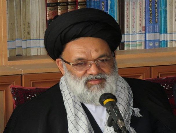 رمز بقاء بسیج اخلاص است، هر کس ملبس به لباس اخلاص و تکلیف مداری شد بسیجی است