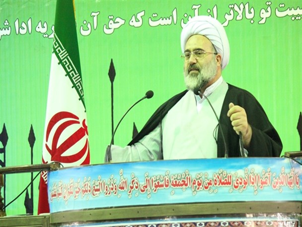کنار گذاشتن راه و فکر بسیج، عرصه را بر نفوذ دشمنان باز می کند/ همه باید عمار باشیم