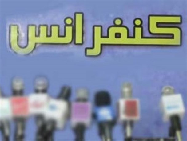 مسئولی که عقده ی میکروفن دارد!