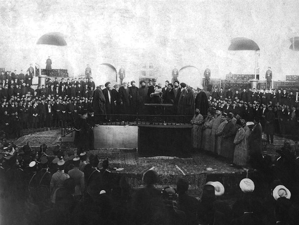 اسامی نمایندگان منتخب گیلان برای مجلس موسسان مشخص شد/ بازداشت چهار تبعه خارجی در آستارا