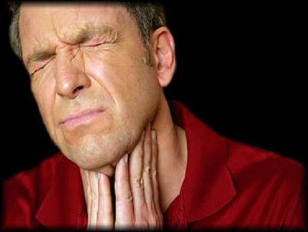 ضرورت تشخیص سرطان حنجره در مراحل اولیه/ سیگار اصلی‌ترین علت ابتلا به سرطان حنجره است