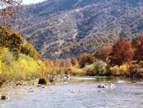 تصاویر پاییزی از روستای دهنو در یاسوج