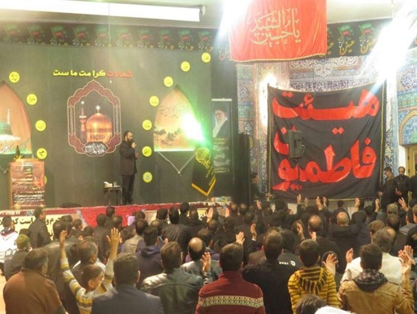 مراسم شام غریبان امام رئوف در حرم برادر امام رضا(ع) در برخوار /تصاویر