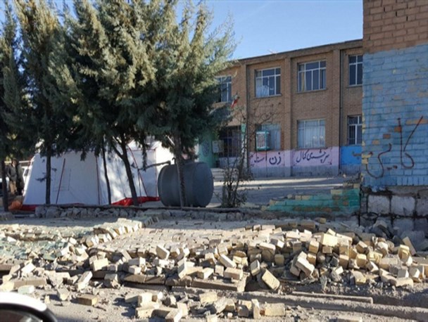 70 درصد مدارس اسلام آبادغرب نوساز هستند/ آسیب دیدگی دیوار حیاط 27 مدرسه شهرستان بر اثر زلزله