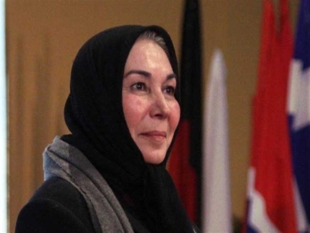 تا یاد شهدا هست، ما هستیم، ایران هست و اسلام  پابرجاست/ هر مسئولی که در خدمتگزاری به مردم کوتاهی می کند به یاد بیاورد که فرزندان این سرزمین چه از جان گذشتگی هایی کرده اند