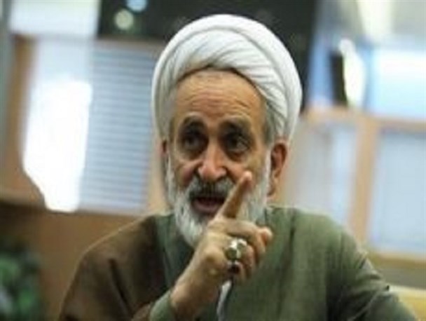 رشد تولید ملی، کشور رااز رکود اقتصادیِ تورمی نجات می‌دهد/ برخی مدیران در داخل کشور خود تحریمی را دنبال می‌کنند