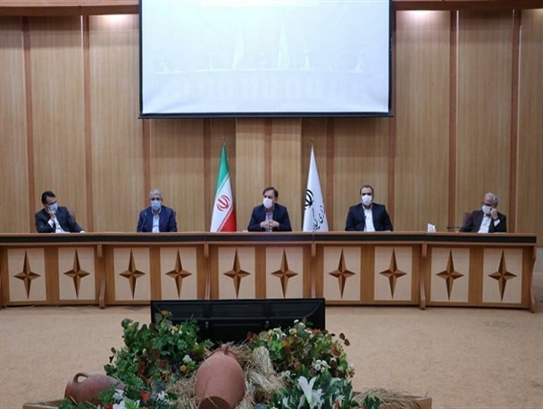 انتظار تحرک و جدیت بیشتری در جذب سرمایه‌گذار دارم/ فرمانداران وضعیت طرح‌های عمرانی نیمه‌‎تمام را مداوم رصد کنند