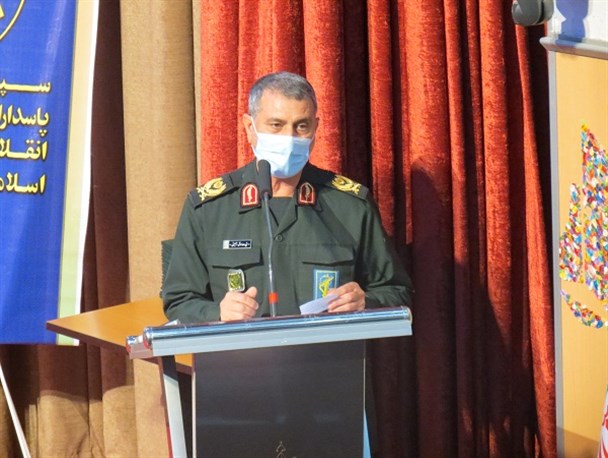 کادر درمان برای تأمین امنیت سلامت مردم با جان خود معامله کردند/ همگرایی نیروهای بسیجی و کادر درمان در طرح شهید سلیمانی