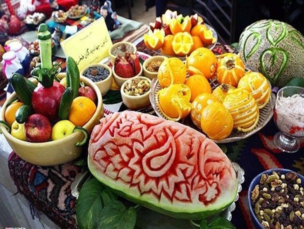 ایرانی ها مراسم «شب چله» را دو روز عقب بیاندازند!