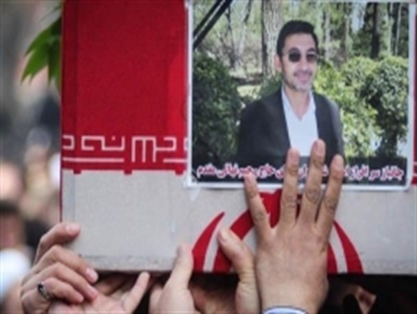 پیکر مطهر دو شهید گمنام و یک جانباز دفاع مقدس در تبریز تشییع شد