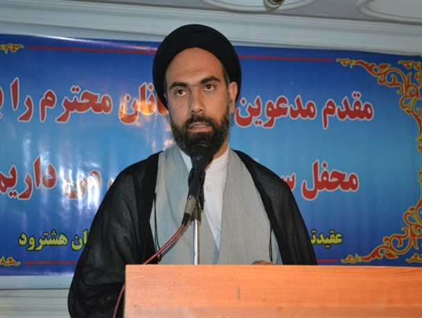 یلدائی همراه با ذکر فضائل اهلبیت(ع)