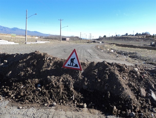 معمای راه تنها درمانگاه شبانه روزی شهدای رابر + تصاویر