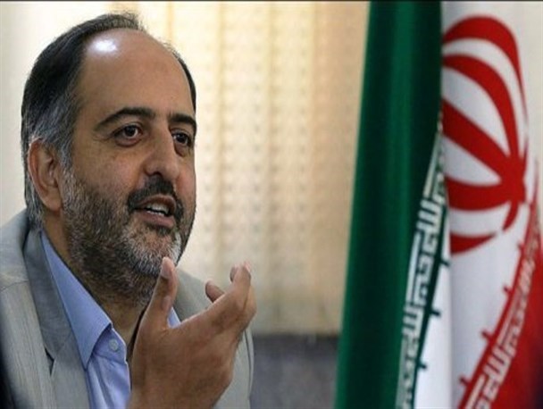از متولیان امر پاسداشت فرهنگ شهید و شهادت شهدای گمنام تقدیر می شود