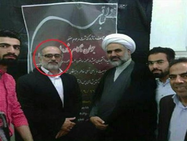 عزل مسئول فرهنگی دانشگاه علوم پزشکی زاهدان به دلیل عکس با بنر ترحیم برجام/ ردپای مشاور روحانی در میان است!