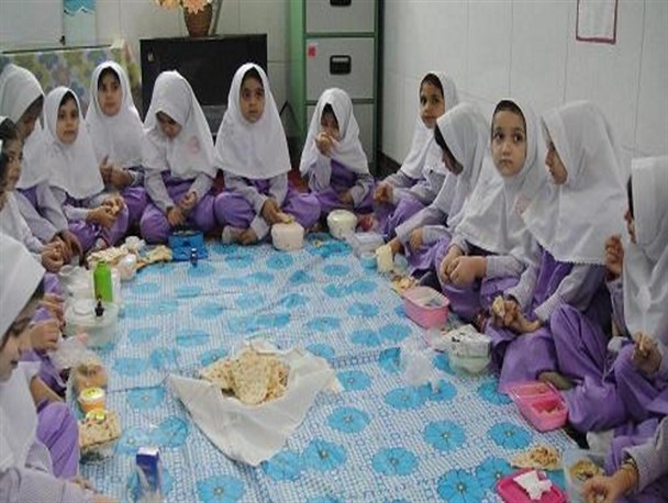 حدود ۲۰ تا ۳۰ درصد از دانش آموزان خوزستانی صبحانه نمی خورند / نخوردن صبحانه بر روند پیشرفت تحصیلی دانش آموزان اثر منفی دارد