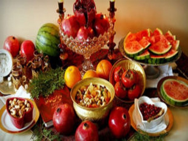 باید ها و نباید های تغذیه ای در شب یلدا/ هندوانه را پیش از غذا میل کنید