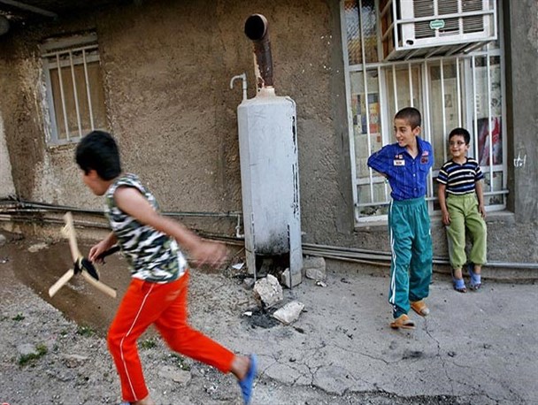 آیا آغاجاری دوباره سکوی پرتاب سیاسیون خواهد شد / بیکاری مفرط جوانان یک شهر در کنار دریای انرژی/ آقای رییس جمهور آیا صدای جوانان بیکار این شهر را میشنوید