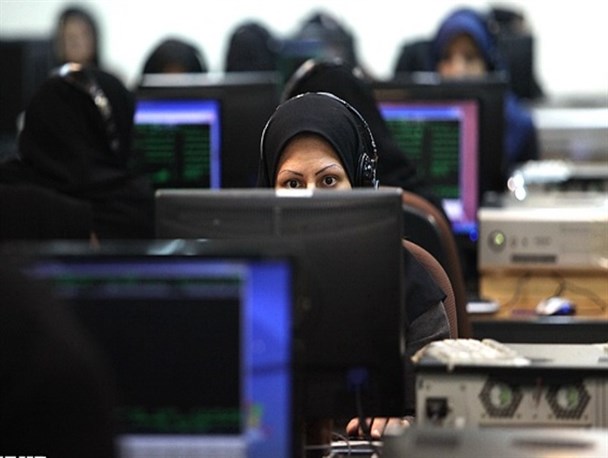 دولت مسائل مربوط به بانوان را دغدغه خود قرار دهد