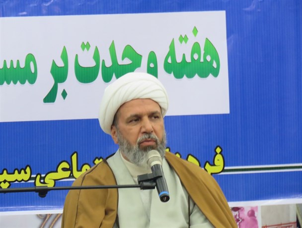 اهداف فرعون صفتان عالم فرقه سازی و شکاف میان امت واحده اسلامی/تمدن سازی اسلامی در گرو وحدت شیعه و سنی/ایران محور جهانی سازی اسلام با وحدت و یکدلی است