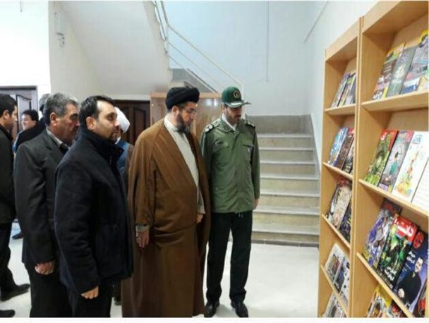 کتابخانه روستایی شهید اندرزگو در ایران آباد افتتاح شد + تصاویر