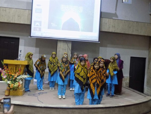 جشن میلاد رسول اکرم (ص) توسط دانش آموزان دبستان قولی گمیشان + تصاویر