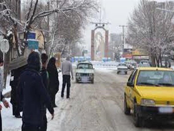 تاکسی معضل این روزهای ارومیه