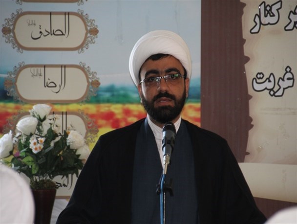 علوم دینی موجب پالایش علوم انحرافی در دانشگاه ها است/ طلبه انقلابی نیز باید مطالبه گر باشد