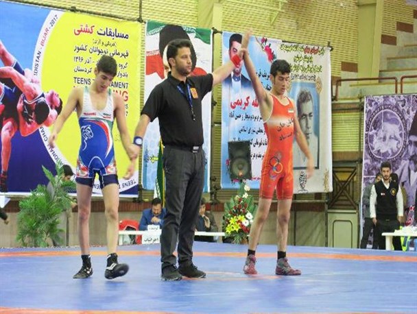مسابقات کشتی فرنگی کشور در بیجار با معرفی تیم های برتر پایان یافت+عکس