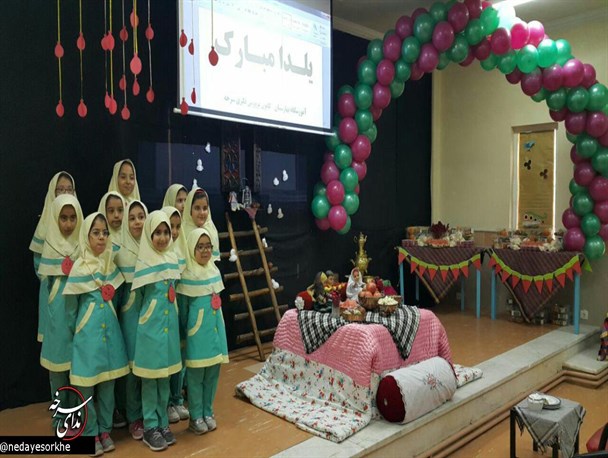 برگزاری آیین های سنتی در مدارس تفکر پژوهشی را در دانش آموزان تقویت می کند