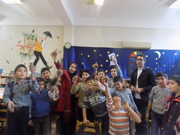 کودکان و نوجوانان گمیشانی به استقبال شب یلدا رفتند+تصاویر