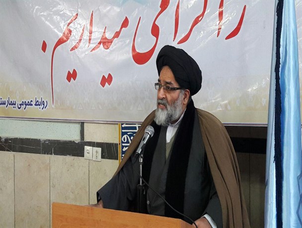 مسئولانی که پزشک خصوصی دارند درد مردم را متوجه نمی‌شوند / بیمارستان ورامین با امکانات ناچیز به استان خدمت‌رسانی می‌کند