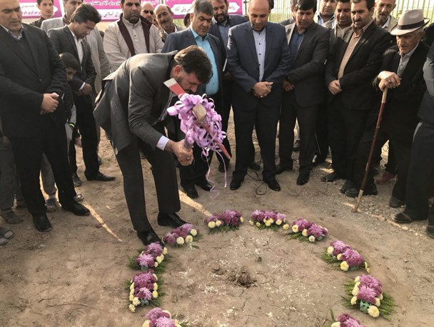 کلنگ پروژه‌های عمرانی روستای ولی‌آباد قرچک به زمین خورد