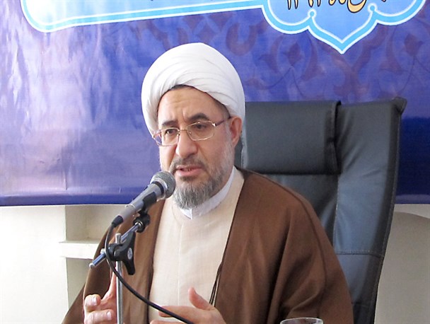 ملت زنده، اراده دارد و از منافع خود دفاع می کند
