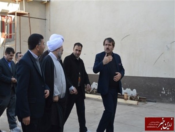 بازدید امام جمعه و فرماندار میاندوآب از فعالیت های کارآفرین نمونه کشوری+تصاویر