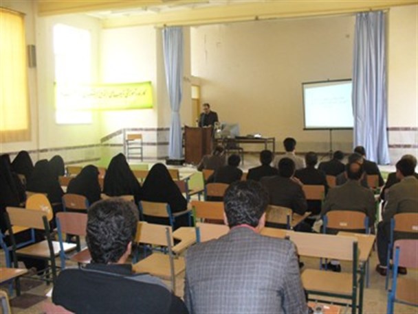 کارگاه پیشگیری از آسیب های اجتماعی با حضور معلمان ابتدایی در شهرستان چرداول
