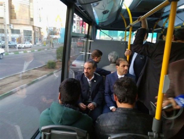 استفاده استاندار سمنان از ناوگان حمل و نقل عمومی + عکس