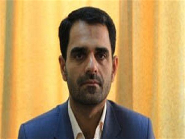 پیاده نظام‌های استکبار امروز با کت و شلوار پوشیدن به دنبال نمایندگی مجلس هستند
