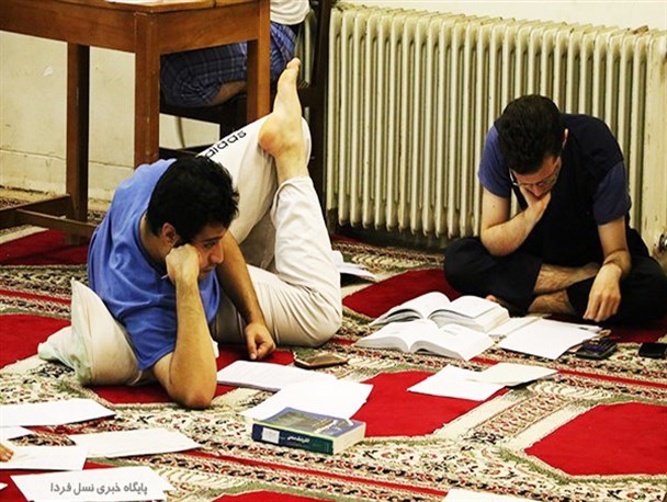دانشجویان مازندرانی و اضطراب همیشگی امتحانات/ خوابگاه، شبکه‌های اجتماعی و دنیای بی‌خیالان/ ایامی که هیچگاه فراموش نخواهد شد