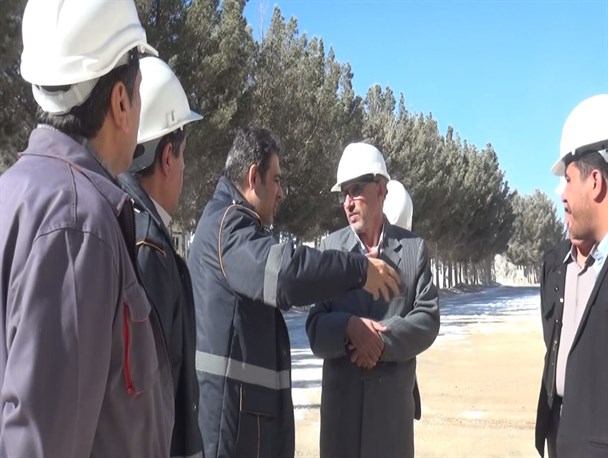 بازدید نماینده مجلس شورای اسلامی از کارخانه اکسید منیزیم سربیشه/ تصویری