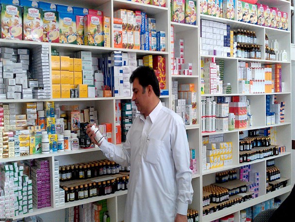 طرح تحول سلامت عامل ایجاد بحران مالی در داروخانه‌ها