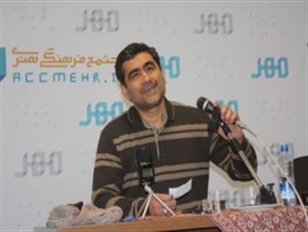 تخصیص بودجه برای ثبت خاطرات تاریخی در کشور ضروری است/ مصاحبه تاریخ شفاهی بهترین راهکار برای حفظ تاریخ انقلاب است