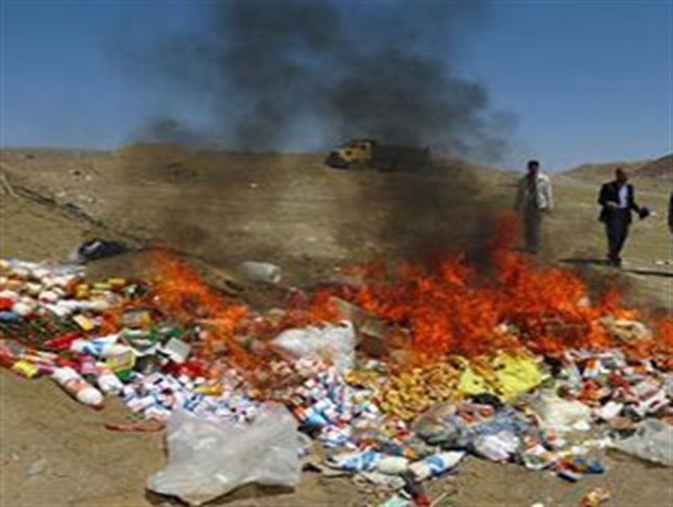 هشت تن مواد غذایی فاسد در شهرستان ایلام نابود شد