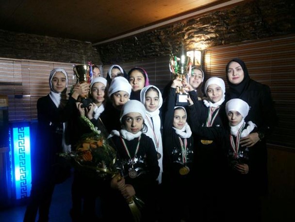 کسب مقام قهرمانی و نایب‌قهرمانی تیم شنای بانوان دماوند در مسابقات آموزشگاهی استان تهران