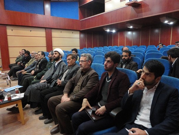 شهداشاعر نبودندولی طبع شاعری را در شاعران ایجاد کردند